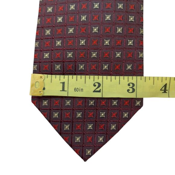 Gucci Tie Mens Red 100% Silk Narrow Geometric Meadow Luxury Designer Italy - Picture 12 of 12